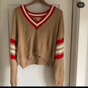 Cropped V neck urban sweater